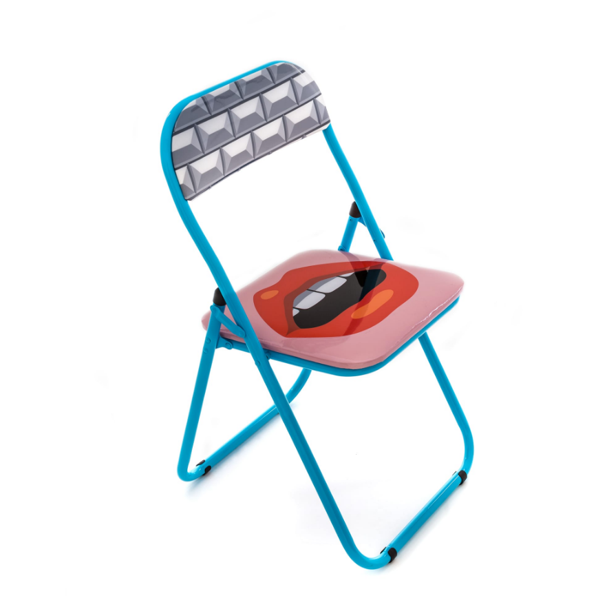 Folding Chair - Mouth